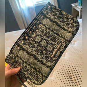 SOLD Really cute going out wristlet